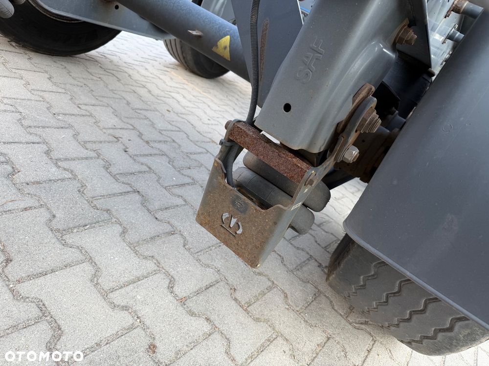 Krone SD 40"-45" / 4100 kg / lekka / sprowadzona / oś podnoszona / Podkontenerowa / pod kontenerowa - 17