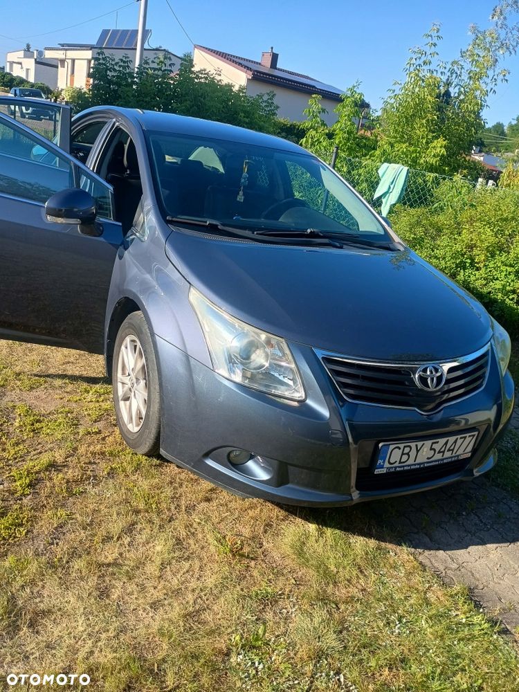 Toyota Avensis - 7