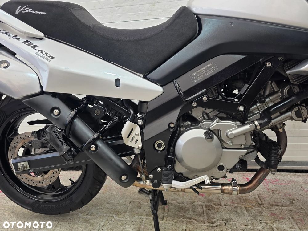 Suzuki DL - 20