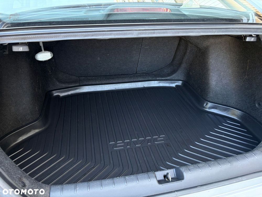 Honda Civic 1.5 T Executive - 21