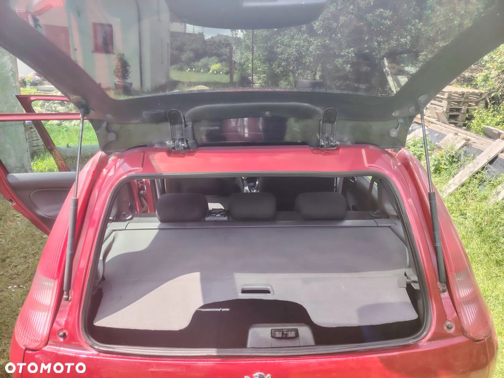 Peugeot 206 - 4