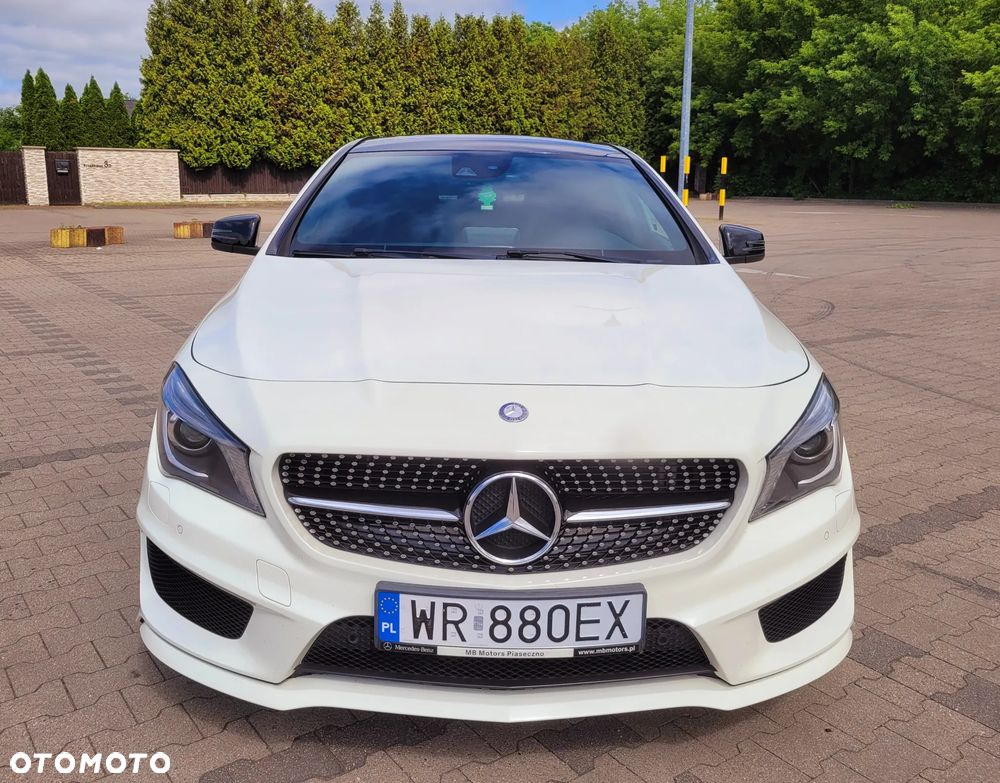 Mercedes-Benz CLA 200 7G-DCT AMG Line - 3