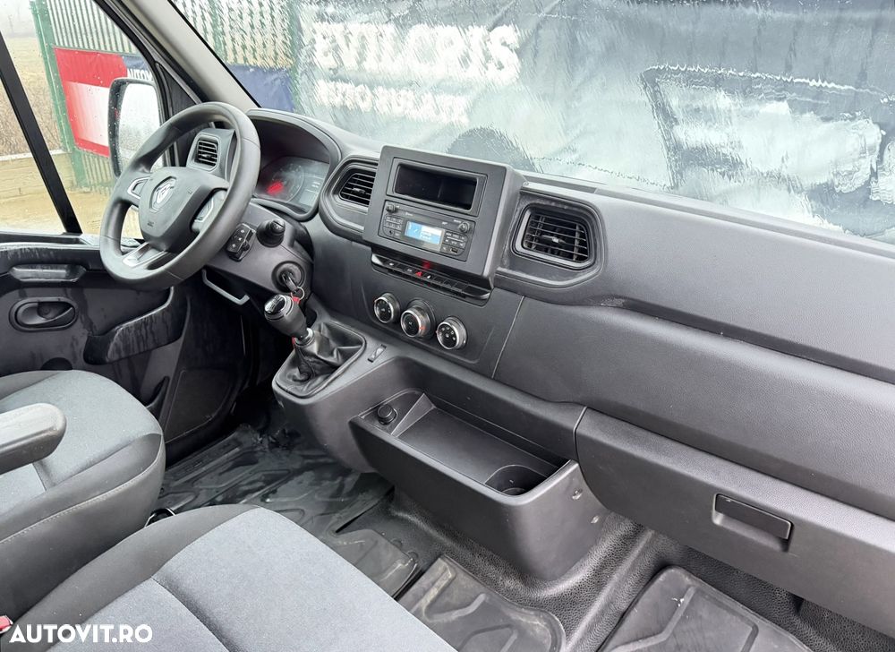 Renault Master DOKA 7 LOCURI - 17