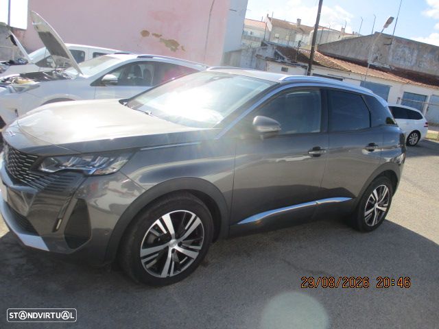 Peugeot 3008 1.5 BlueHDi Allure EAT8 - 2