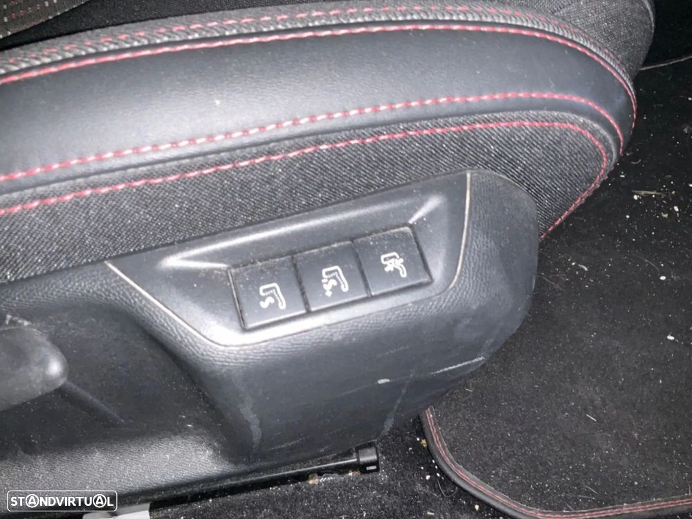 Peugeot 308 1.2 PureTech Allure - 11