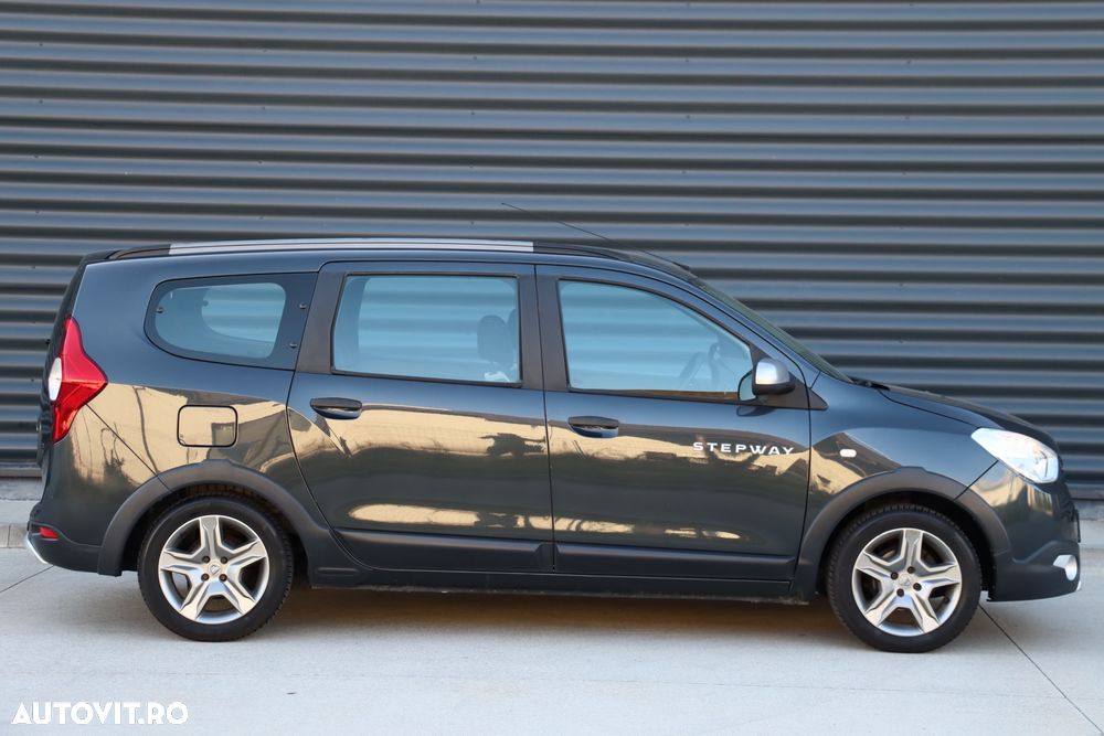 Dacia Lodgy 1.6 SCe Stepway - 9