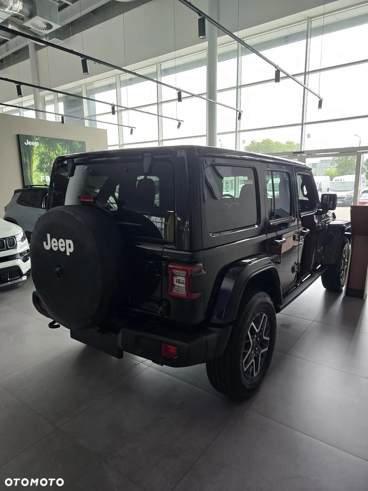 Jeep Wrangler Unlimited GME 2.0 Turbo Sahara - 6