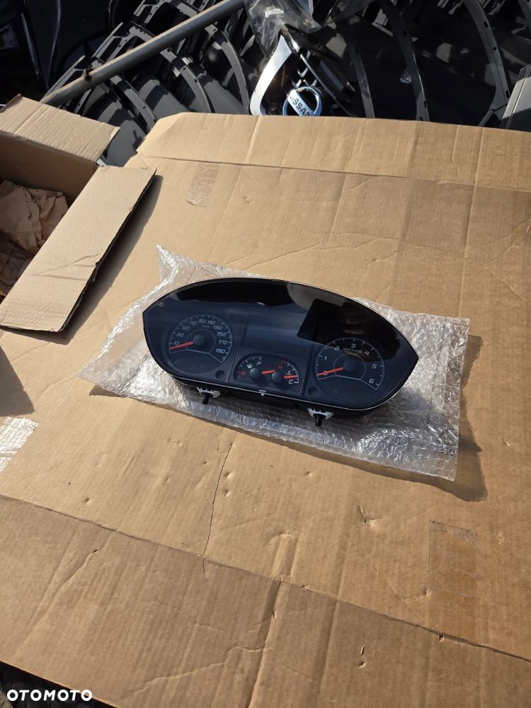 Licznik zegary Fiat Ducato III Citroën Jumper II Peugeot Boxer II Opel Movano C 1387182080 1616793980 503016020111 - 1