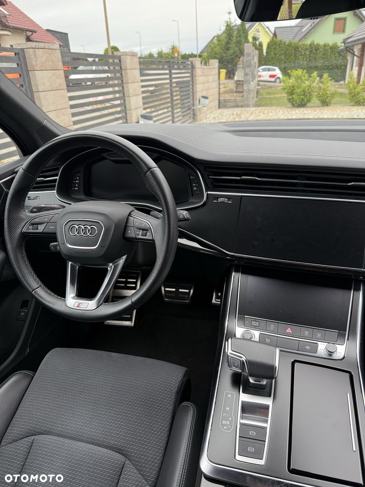 Audi Q7 - 7