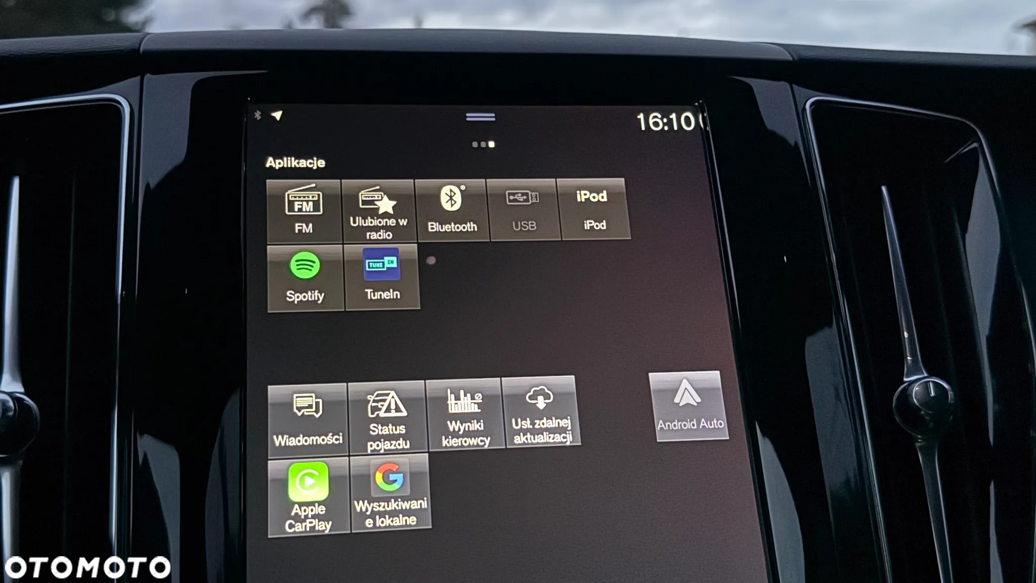 Volvo XC 60 T4 R-Design - 36