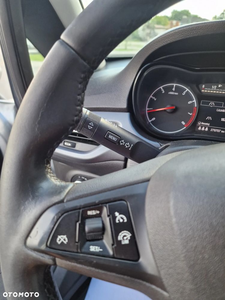 Opel Corsa 1.4 Enjoy - 30