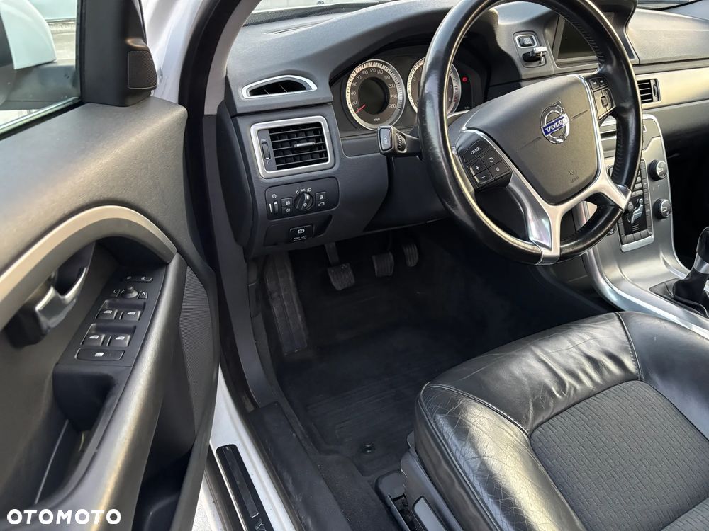 Volvo V70 2.5T Ocean Race - 8