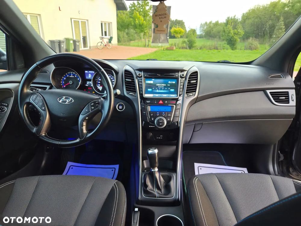 Hyundai i30 1.6 GDI BlueDrive Go - 18
