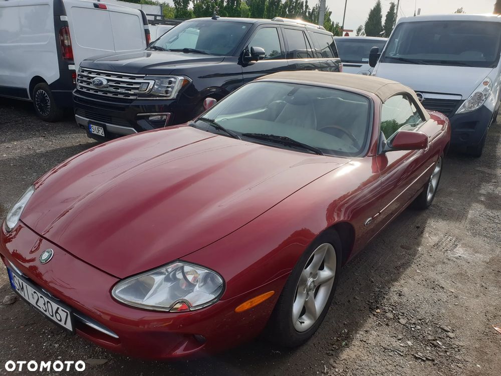 Jaguar XK Cabrio - 22
