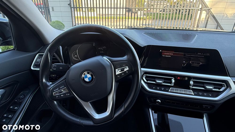 BMW Seria 3 318d mHEV M Sport - 22