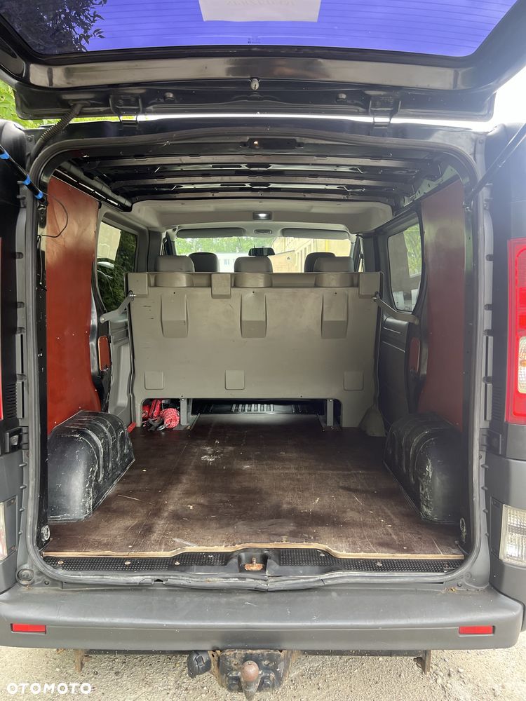Opel Vivaro - 8