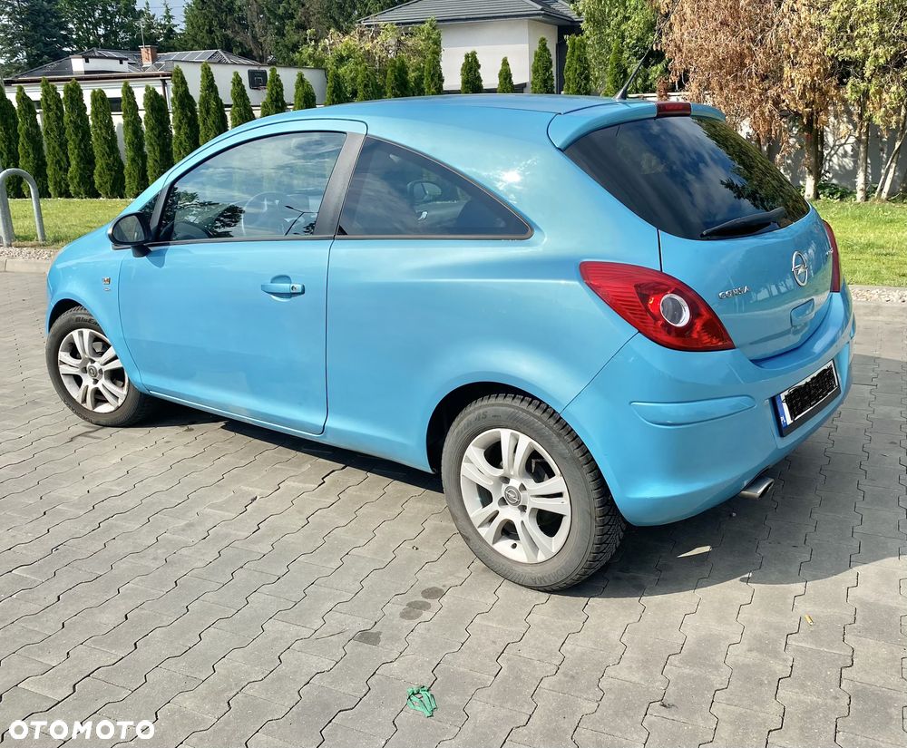 Opel Corsa 1.2 16V (ecoFLEX) Color Edition - 2