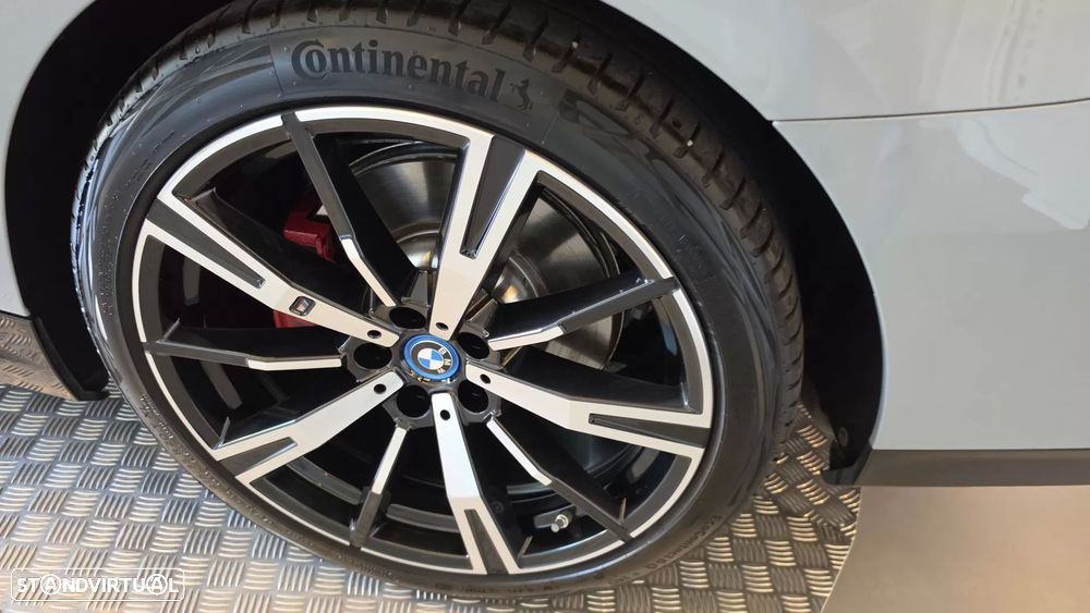 BMW i5 eDrive40 Pack Desportivo M Pro - 33