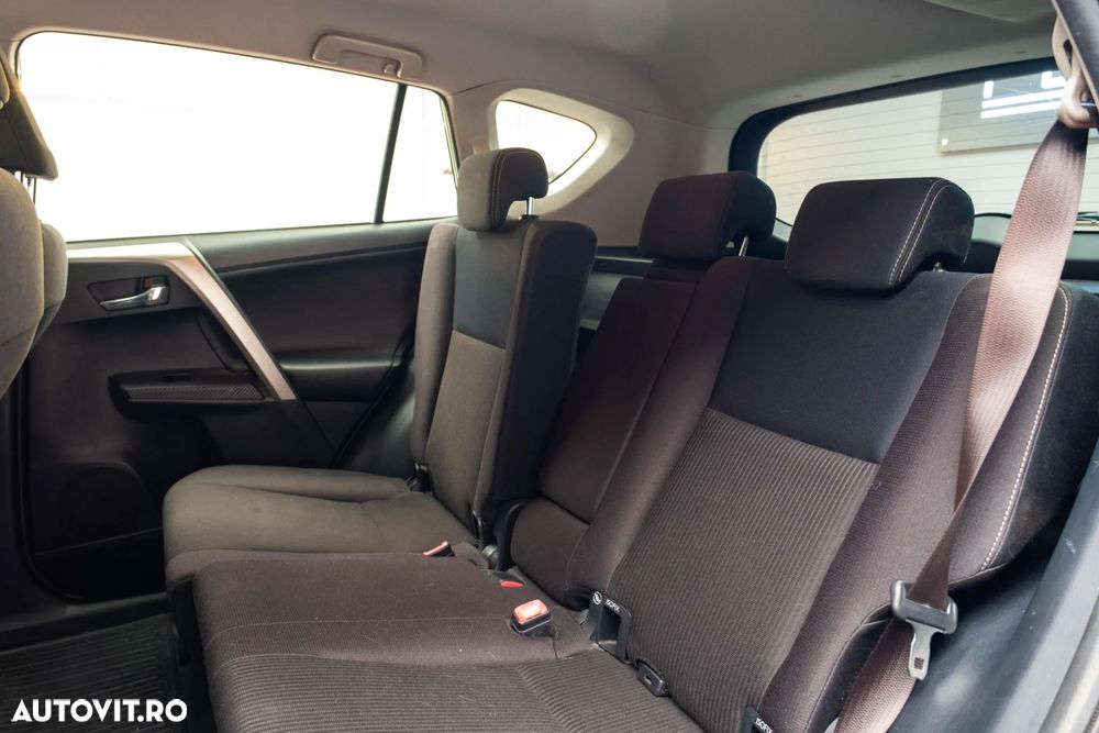 Toyota RAV4 2.0 D-4D 2WD Comfort - 21