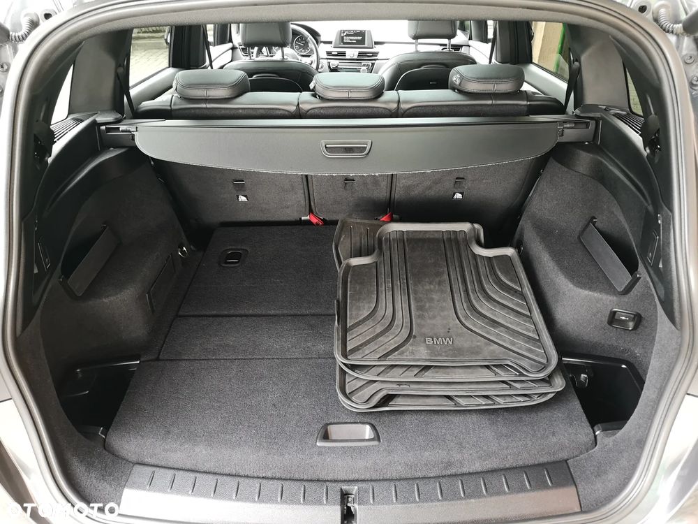 BMW Seria 2 218d GT M Sport - 34