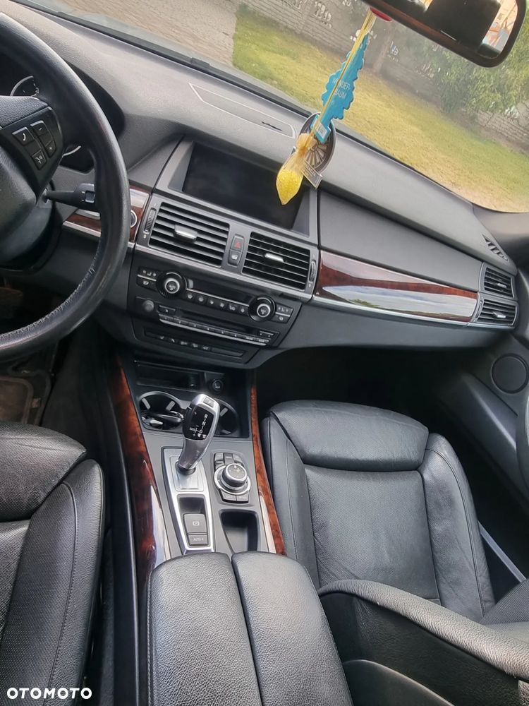 BMW X5 - 11
