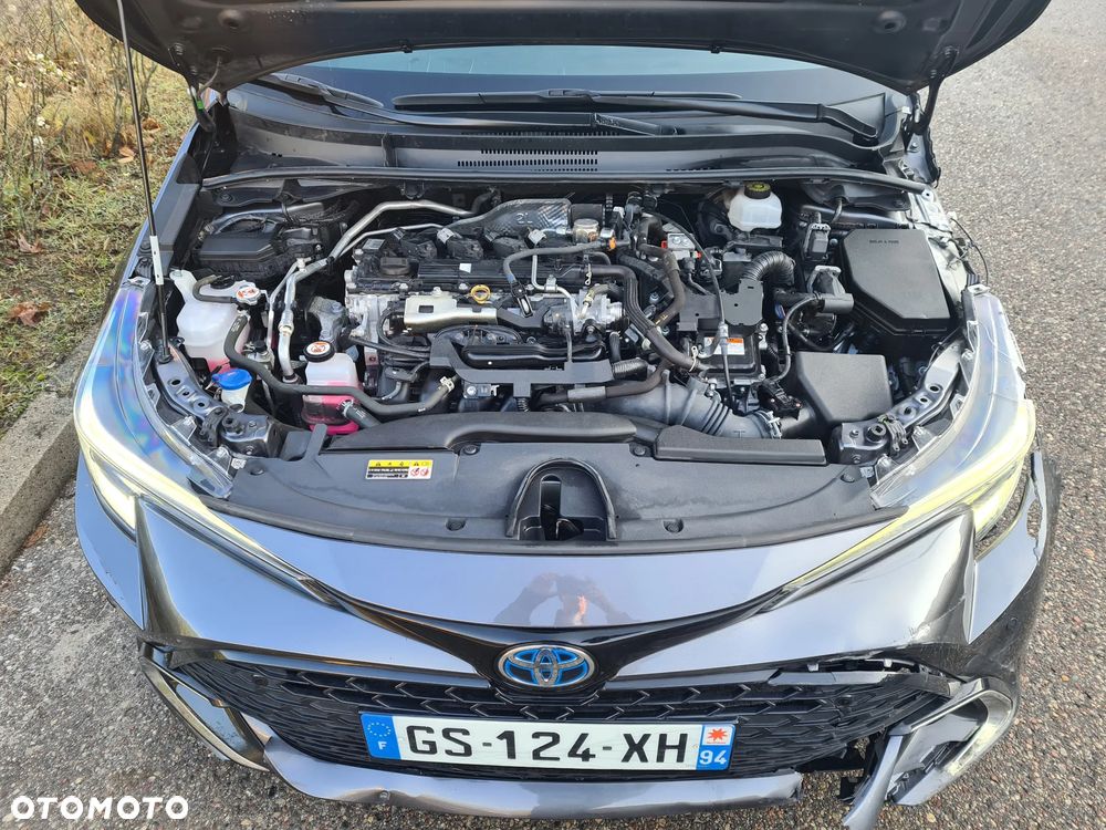 Toyota Corolla 2.0 Hybrid Lounge - 13