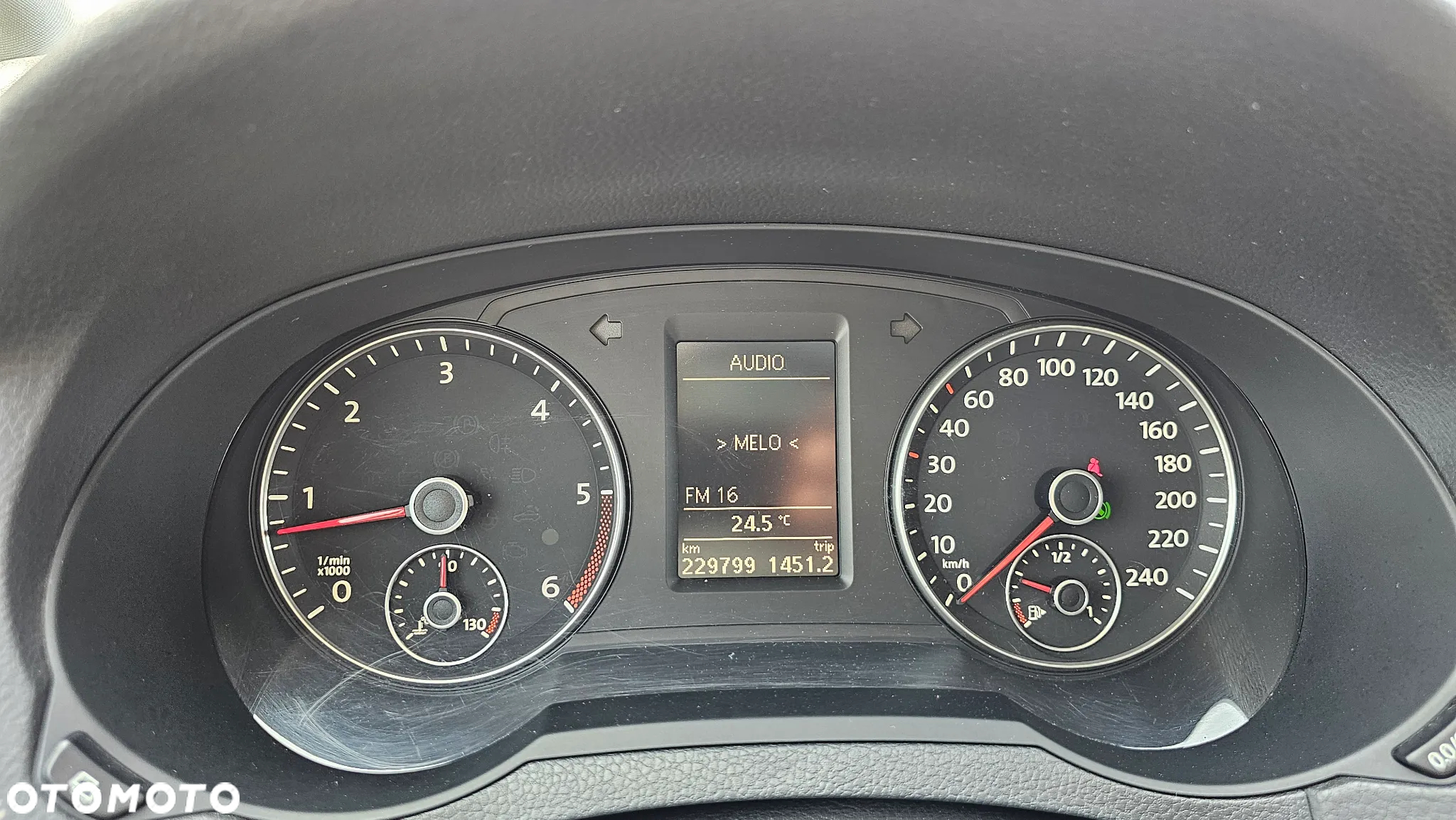 Volkswagen Sharan 2.0 TDI Comfortline DSG - 20