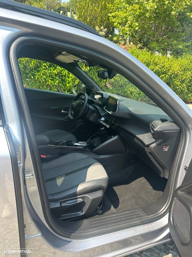 Peugeot e-2008 50 kWh Allure Pack - 12