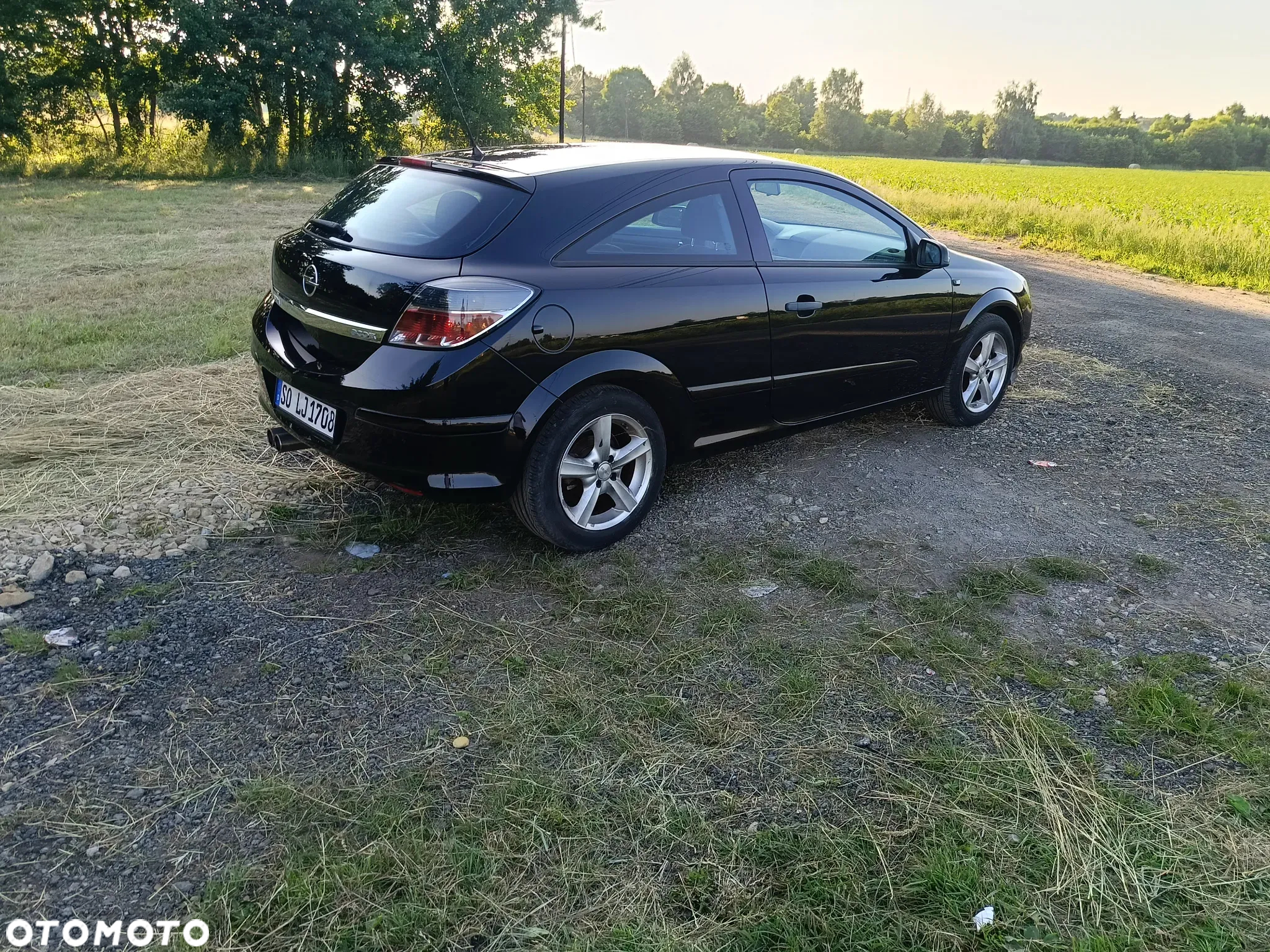 Opel Astra III GTC 1.4 Enjoy - 5