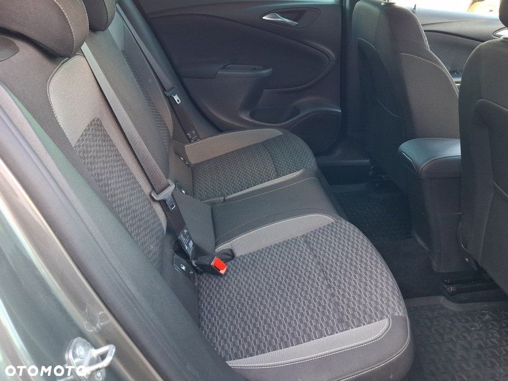 Opel Astra V 1.2 T S&S - 19