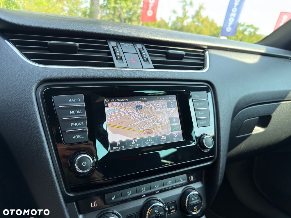 Skoda Octavia 2.0 TDI RS DSG - 27