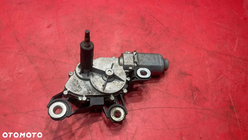 SILNICZEK WYCIERACZKI TYŁ SKODA FABIA II 2008r - 1