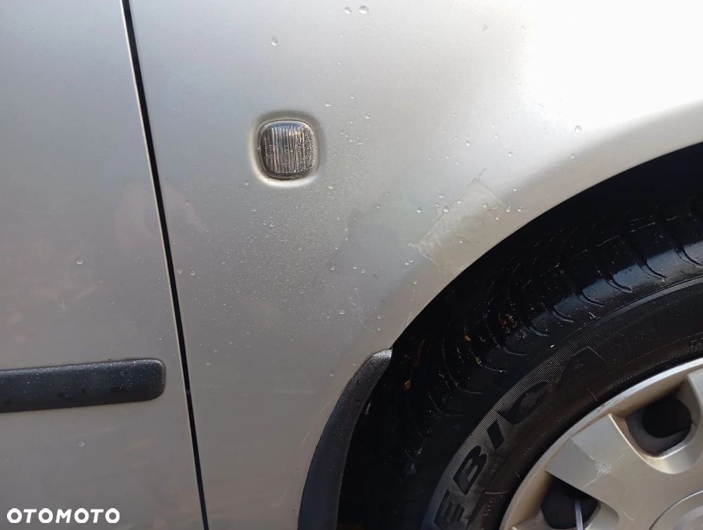 Skoda Octavia 1.6 Tour - 30