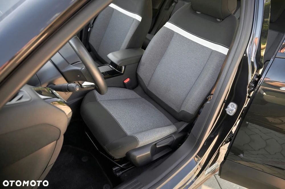 Citroën C4 1.2 PureTech Shine S&S - 23