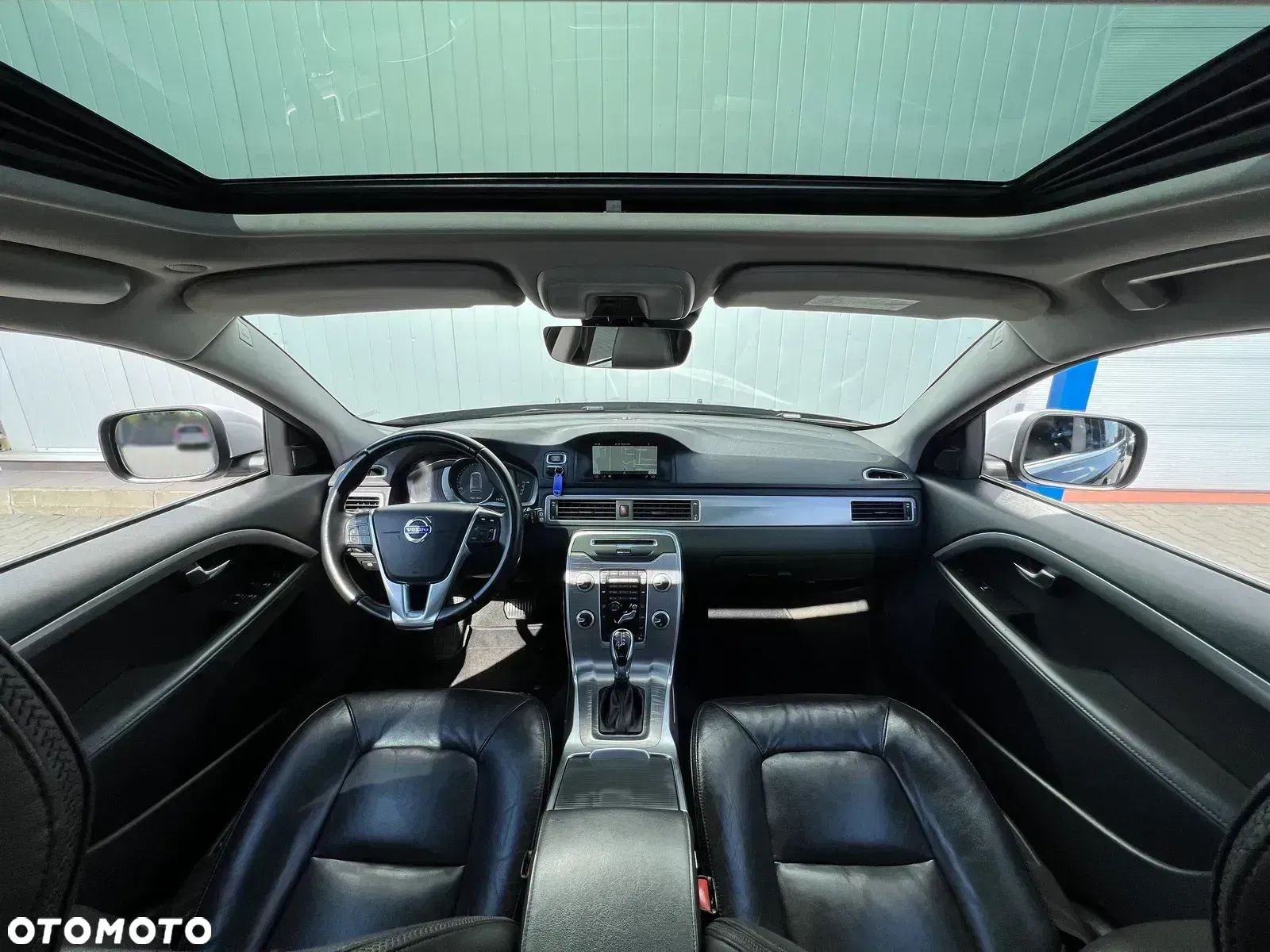 Volvo XC 70 - 1