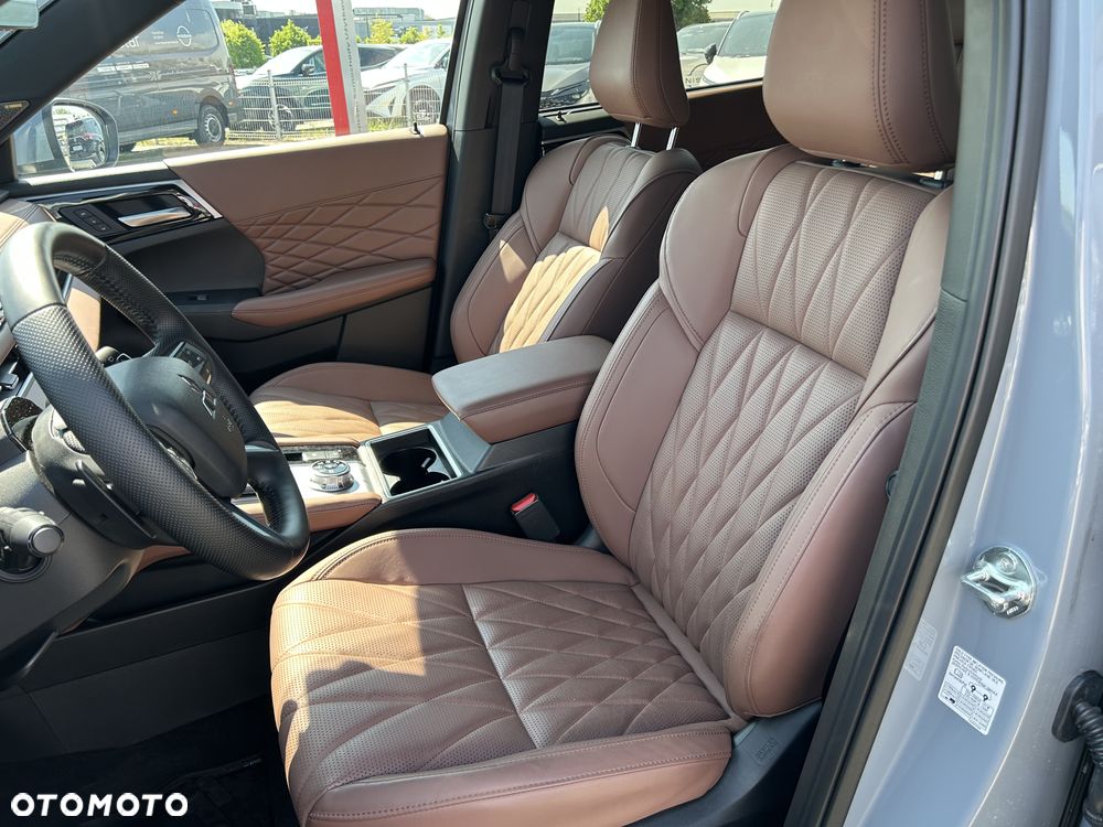 Mitsubishi Outlander Instyle Plus - 11