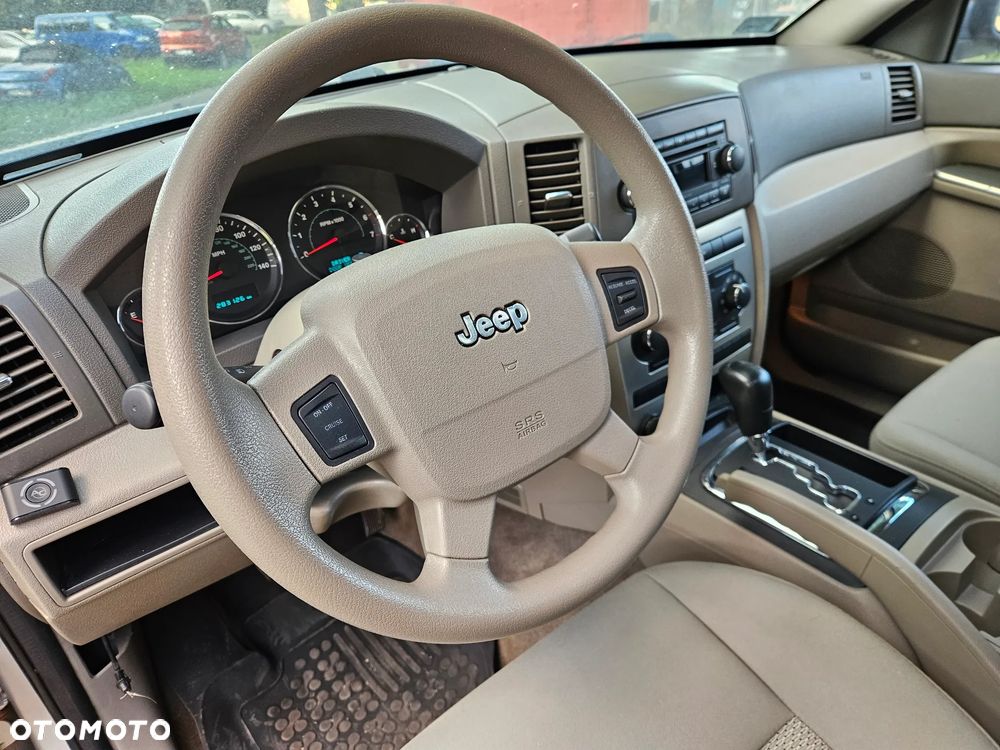 Jeep Grand Cherokee 3.7 4x4 Laredo - 6
