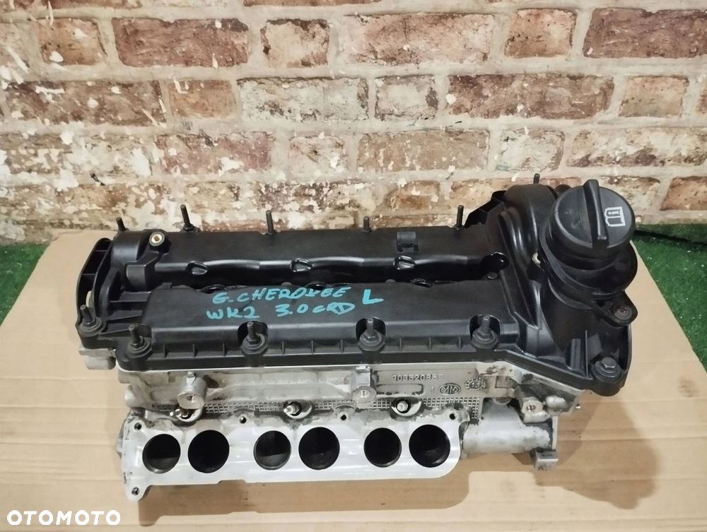 LEWA GŁOWICA SILNIKA 90352085F JEEP GRAND CHEROKEE WK2 3.0 CRD V6 - 15