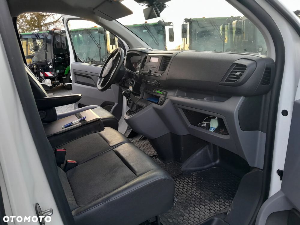 Opel Vivaro furgon - 14