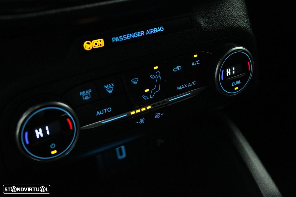 Ford Focus 1.0 EcoBoost ST-Line - 18