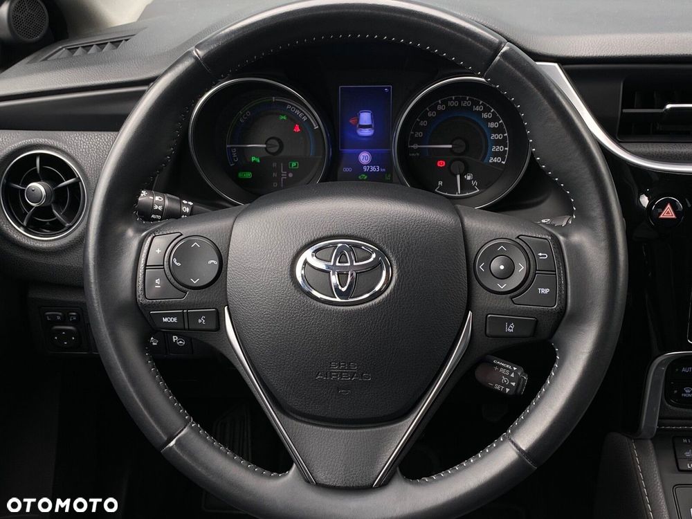 Toyota Auris - 14