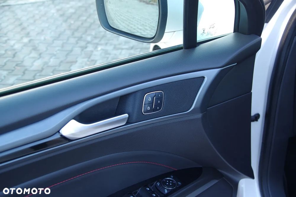 Ford Mondeo 2.0 TDCi Bi-Turbo ST-Line X PowerShift - 22