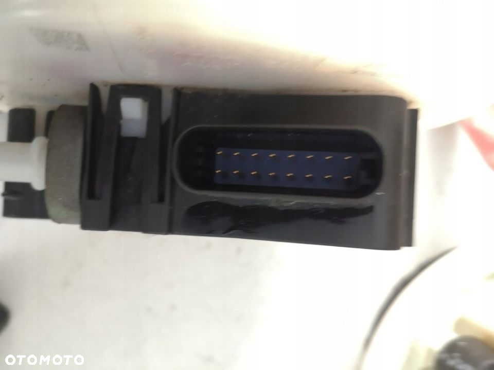 POMPA ADBLUE MODUŁ AUDI A6 C7 A7 A8 D4 - 12