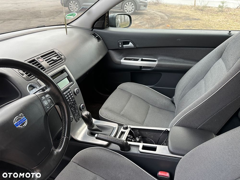 Volvo C30 1.6 Momentum - 24