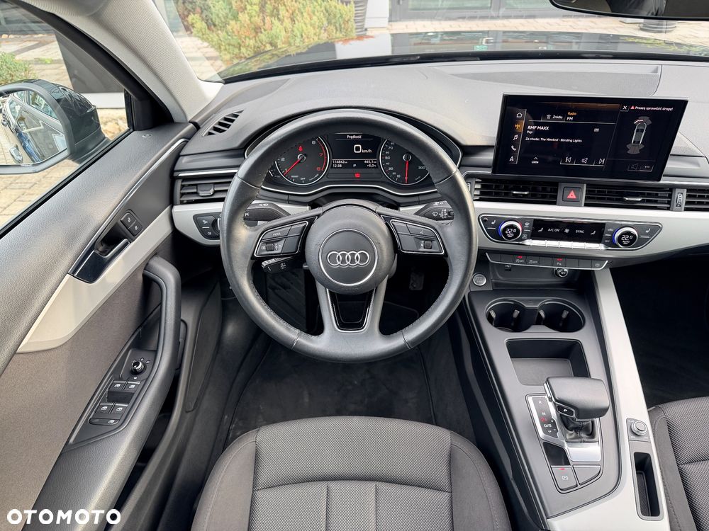 Audi A4 Limousine 35 TFSI S tronic - 16