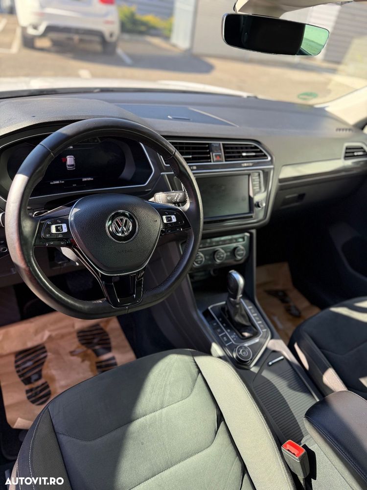 Volkswagen Tiguan 2.0 TDI 4Mot DSG Comfortline - 27