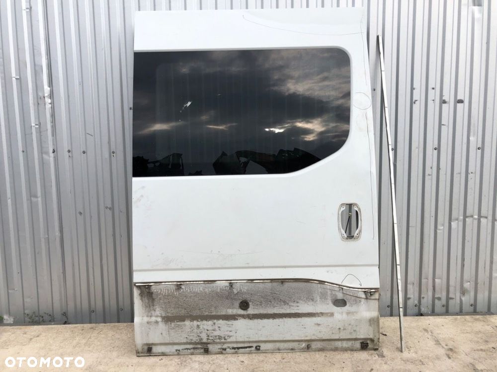 DRZWI PRAWE BOCZNE PRZESUWNE  IVECO DAILY VI Autobus 2014 - 2022 50C16 115 kW [156 KM] olej - 1