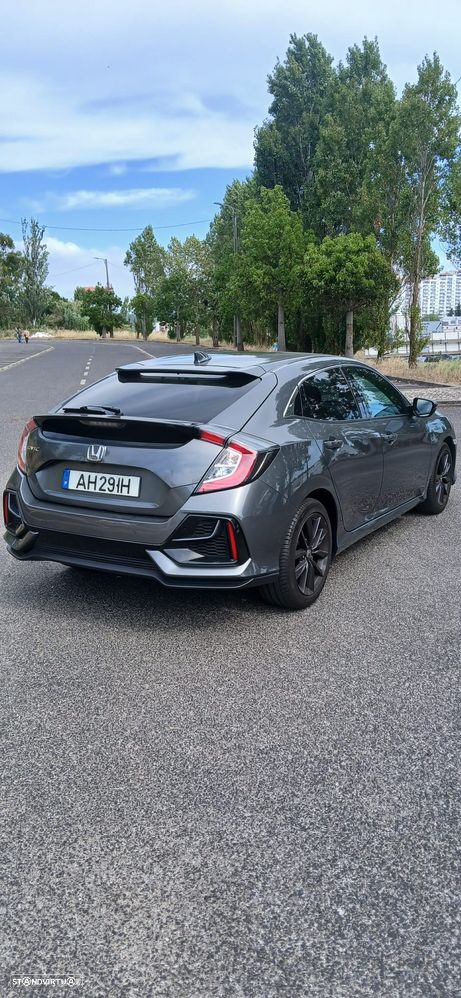 Honda Civic 1.0 i-VTEC Elegance Navi CVT - 3