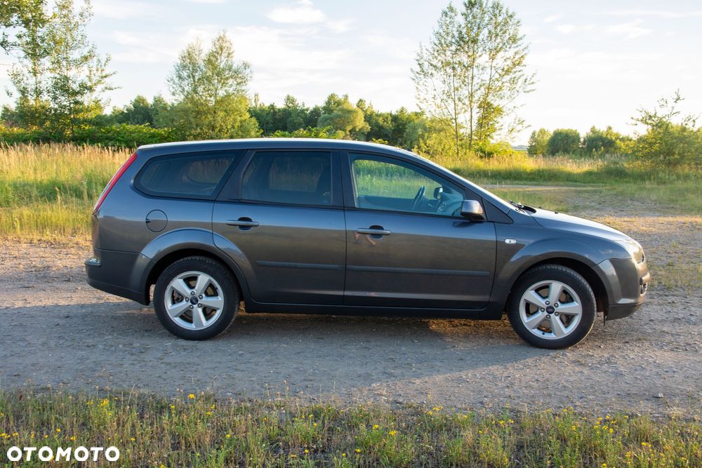Ford Focus - 10