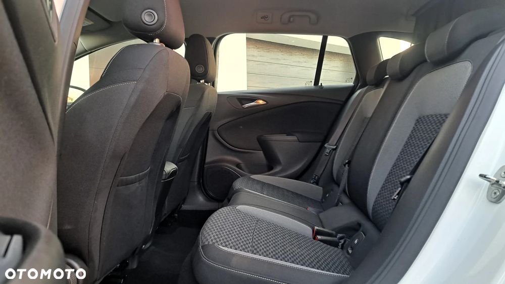Opel Astra - 12